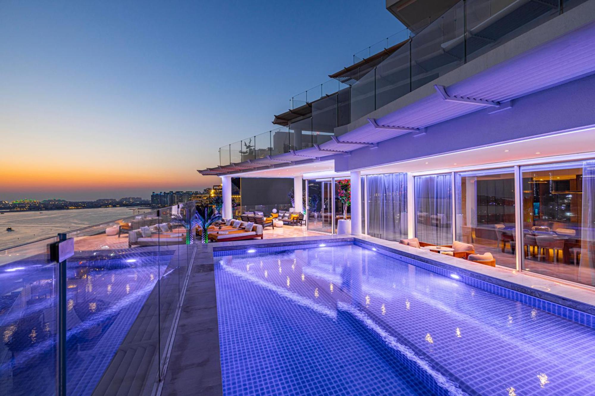 Five Palm Jumeirah 2Br Luxury Penthouse , Full Marina See View With Private Pool Дубай Екстериор снимка